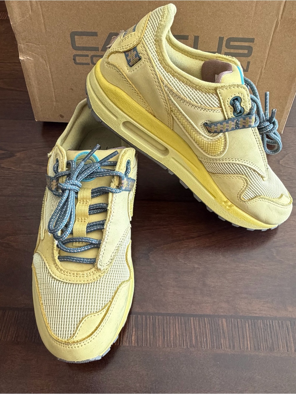 Nike Kids Yellow and Blue Accent Sneakers